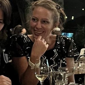 Meet your Posher, Dahna